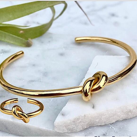 Knot Tie Gold Plated Bangle Cuff Bracelet - Picture 1 of 15